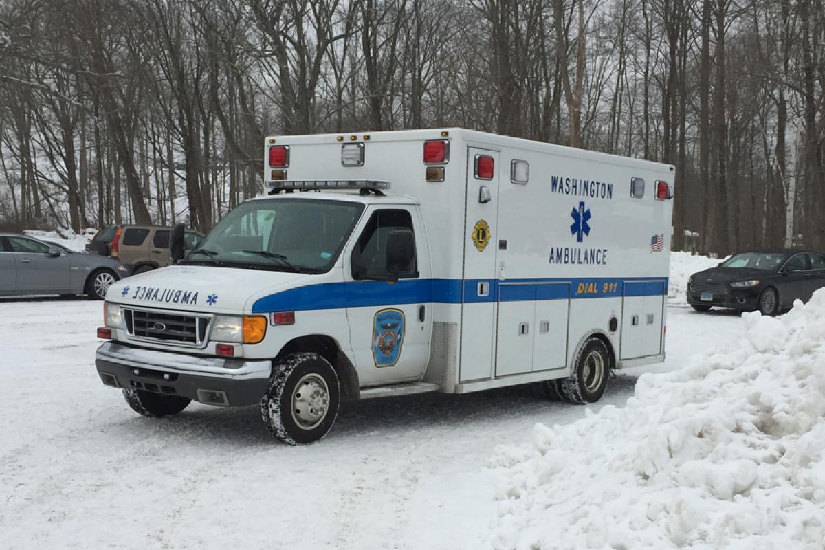 Polar Bear Run standby 2015 - Photo of right side of modern ambulance parked on snow